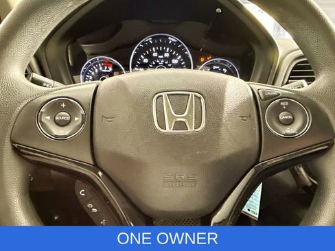 Used 2018 Honda HR-V LX image 15