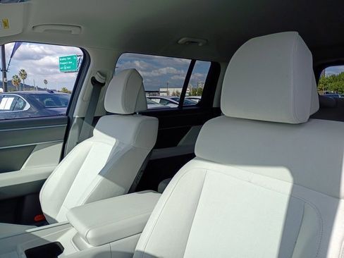 New 2026 Hyundai Santa Fe SE image 10