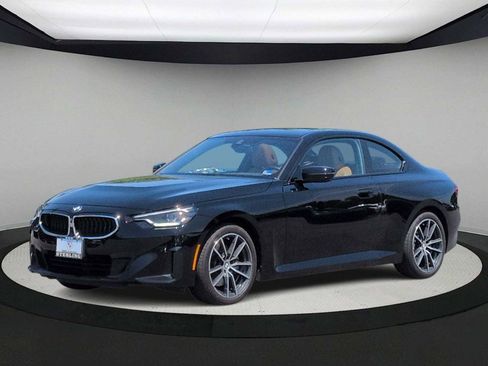 Certified 2023 BMW 230i xDrive Coupe w/ Convenience Package AWD/4WD image 4