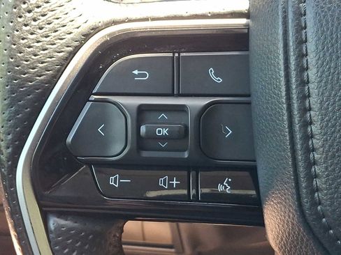 Used 2023 Toyota Tundra SR5 w/ SR5 Premium Package AWD/4WD image 22