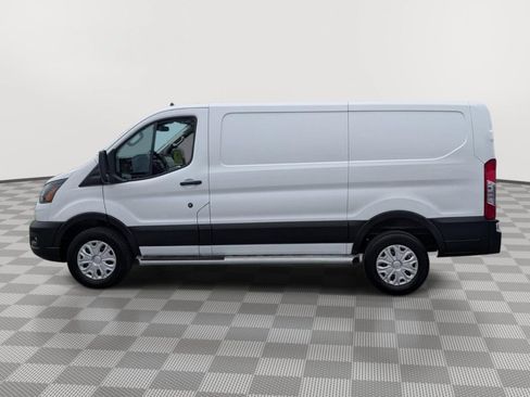 Used 2024 Ford Transit 250 Low Roof w/ Exterior Upgrade Package RWD image 2
