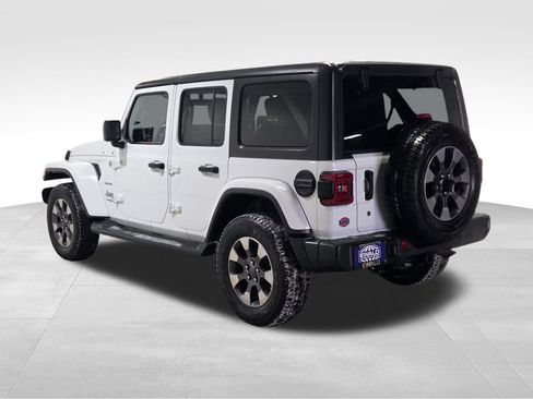 Certified 2018 Jeep Wrangler Unlimited Sahara image 21