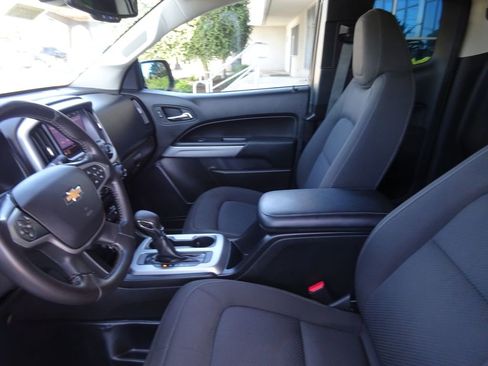 Certified 2022 Chevrolet Colorado LT w/ Fleet Safety Package image 17