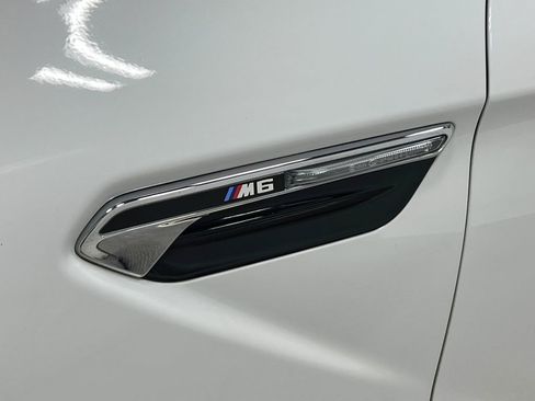 Used 2017 BMW M6 Convertible image 41