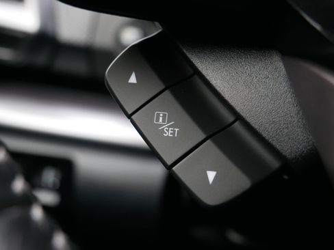 Used 2023 Subaru Forester Premium image 30