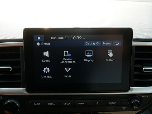 Used 2025 Hyundai Venue SEL FWD image 30