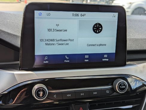 Used 2020 Ford Escape SEL image 22