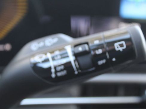 New 2026 Kia Sportage EX FWD image 32