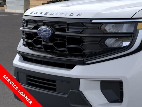 New 2026 Ford Expedition Active RWD image 17