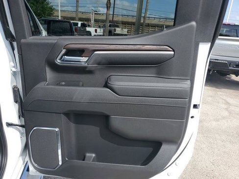 New 2026 GMC Sierra 1500 SLT RWD image 11