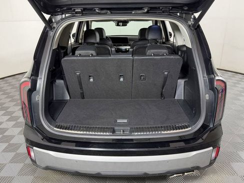 Used 2023 Kia Telluride SX FWD image 8