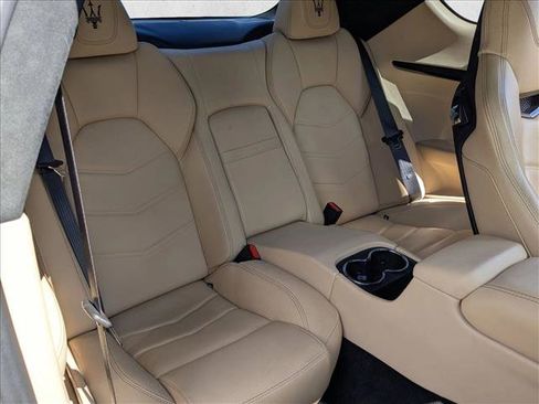 Used 2015 Maserati GranTurismo MC image 20