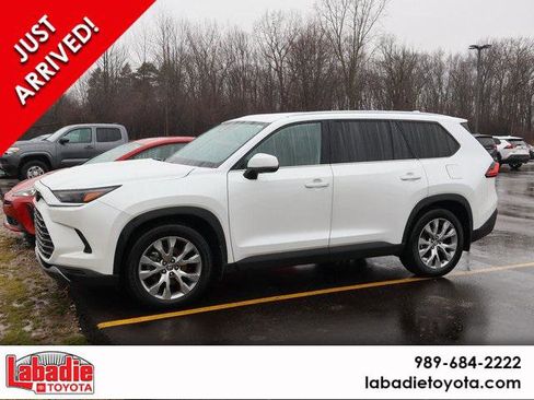 Certified 2024 Toyota Grand Highlander Limited image 1