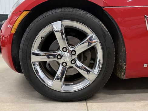 Used 2008 Pontiac Solstice Convertible w/ Premium Package RWD image 38