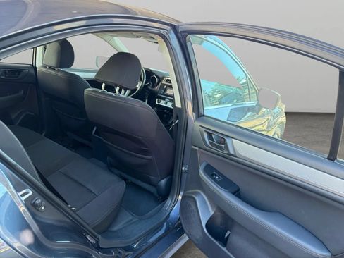 Used 2017 Subaru Legacy 2.5i w/ Alloy Wheel Package AWD/4WD image 17