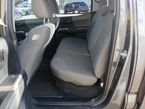 Used 2021 Toyota Tacoma SR5 image 15