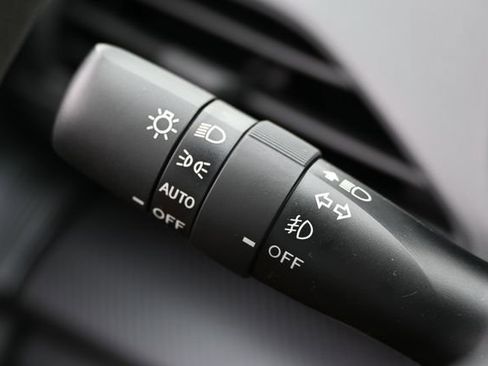 New 2026 Subaru Crosstrek 2.0i Premium image 31