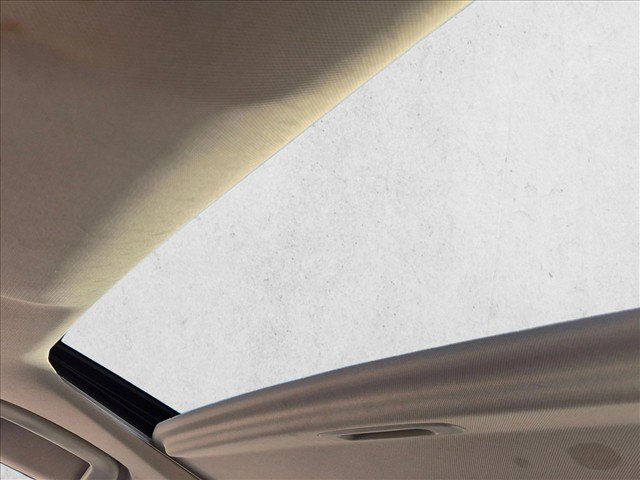 Used 2018 Toyota Avalon Limited w/ Carpet Mat Package FWD image 14