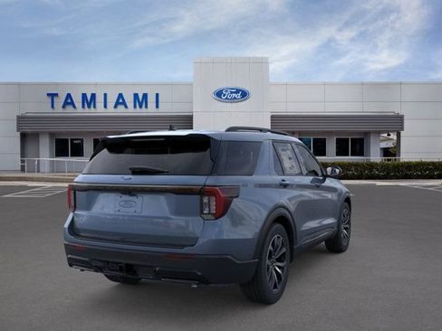 New 2026 Ford Explorer ST-Line RWD image 8