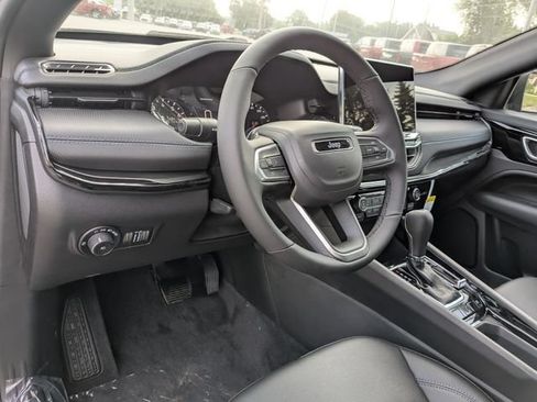 New 2026 Jeep Compass Latitude AWD/4WD image 19