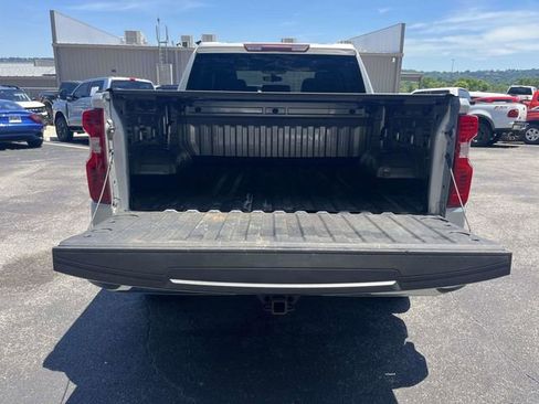 Used 2021 Chevrolet Silverado 1500 LT RWD image 12