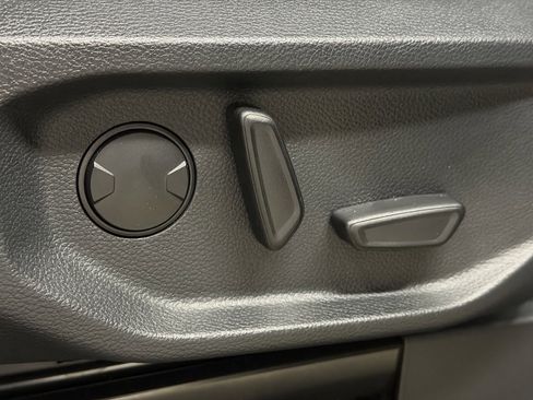 Used 2025 Ford Ranger Lariat w/ Trailer Tow Package image 31