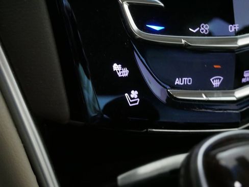 Used 2017 Cadillac XTS Luxury w/ Driver Awareness Package image 27