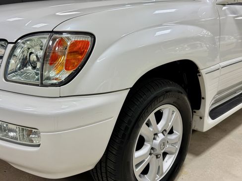 Used 2005 Lexus LX 470 4WD image 20