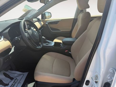 Used 2024 Toyota RAV4 LE image 15