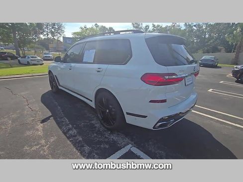 Used 2021 BMW X7 xDrive40i w/ M Sport Package image 28