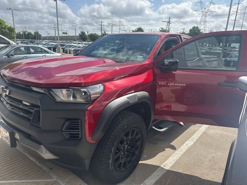 Used 2026 Chevrolet Colorado Trail Boss image 5