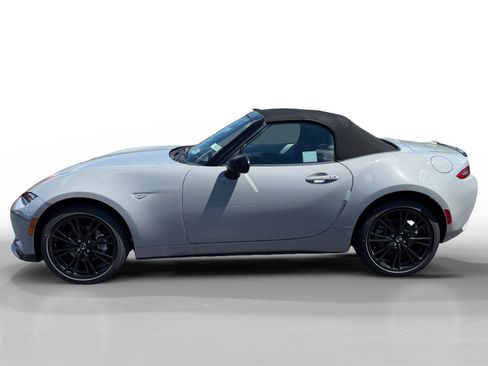 New 2026 MAZDA MX-5 Miata Club RWD image 2