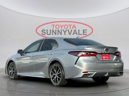 Used 2023 Toyota Camry SE image 7
