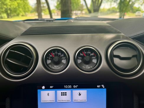 Used 2017 Ford Mustang Shelby GT350 w/ Electronics Package RWD image 26