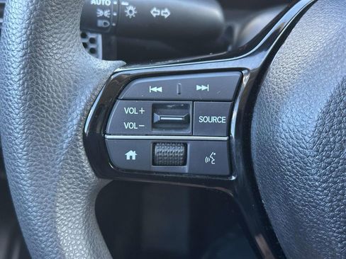 Certified 2022 Honda Civic LX image 17