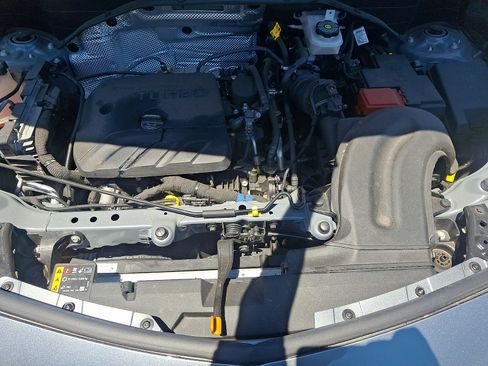 Used 2025 Buick Encore GX Preferred AWD/4WD image 27