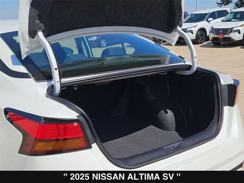 New 2025 Nissan Altima 2.5 SV image 27