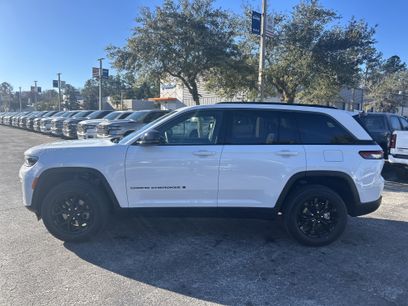 New 2026 Jeep Grand Cherokee Altitude