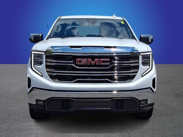Used 2024 GMC Sierra 1500 SLT AWD/4WD image 2