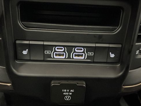 Used 2022 RAM 3500 Limited AWD/4WD image 35