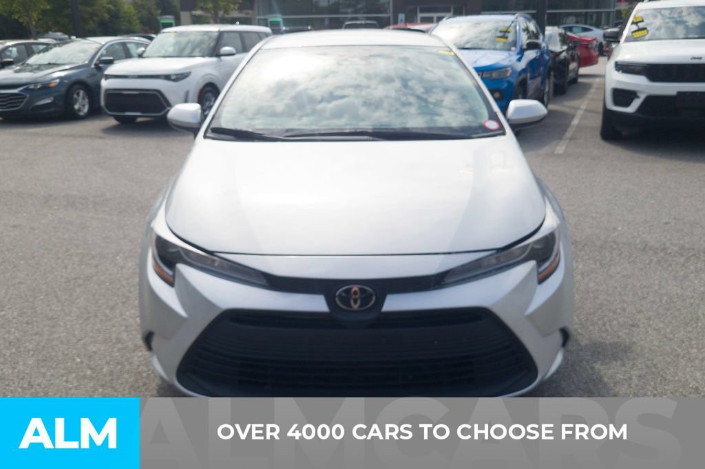 Used 2024 Toyota Corolla LE FWD image 2