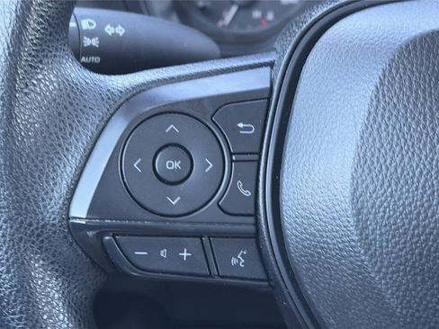 Used 2025 Toyota Corolla LE image 22