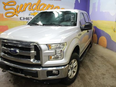 Used 2015 Ford F150 XLT AWD/4WD image 4