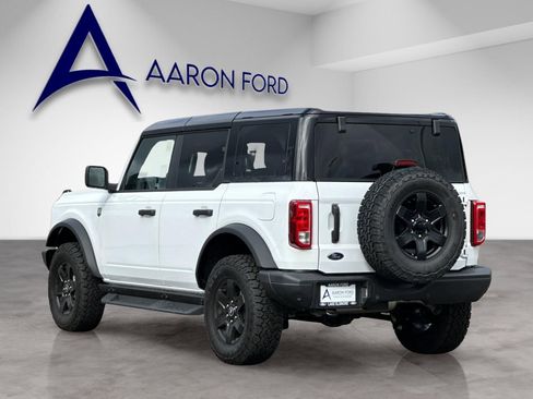 New 2025 Ford Bronco Big Bend w/ Black Diamond Package image 3