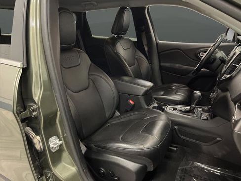 Used 2020 Jeep Cherokee Latitude Lux w/ Quick Order Package 26H Lux image 27