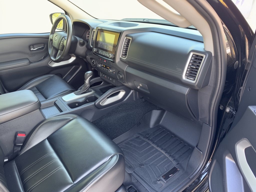 Used 2022 Nissan Frontier SV w/ SV Premium Package AWD/4WD image 30