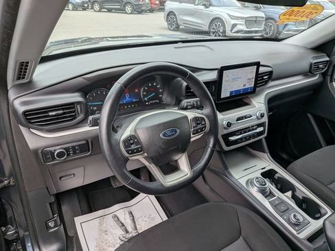 Certified 2023 Ford Explorer XLT w/ Class IV Trailer Tow Package AWD/4WD image 8