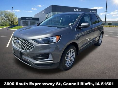 Used 2023 Ford Edge SEL AWD/4WD image 6