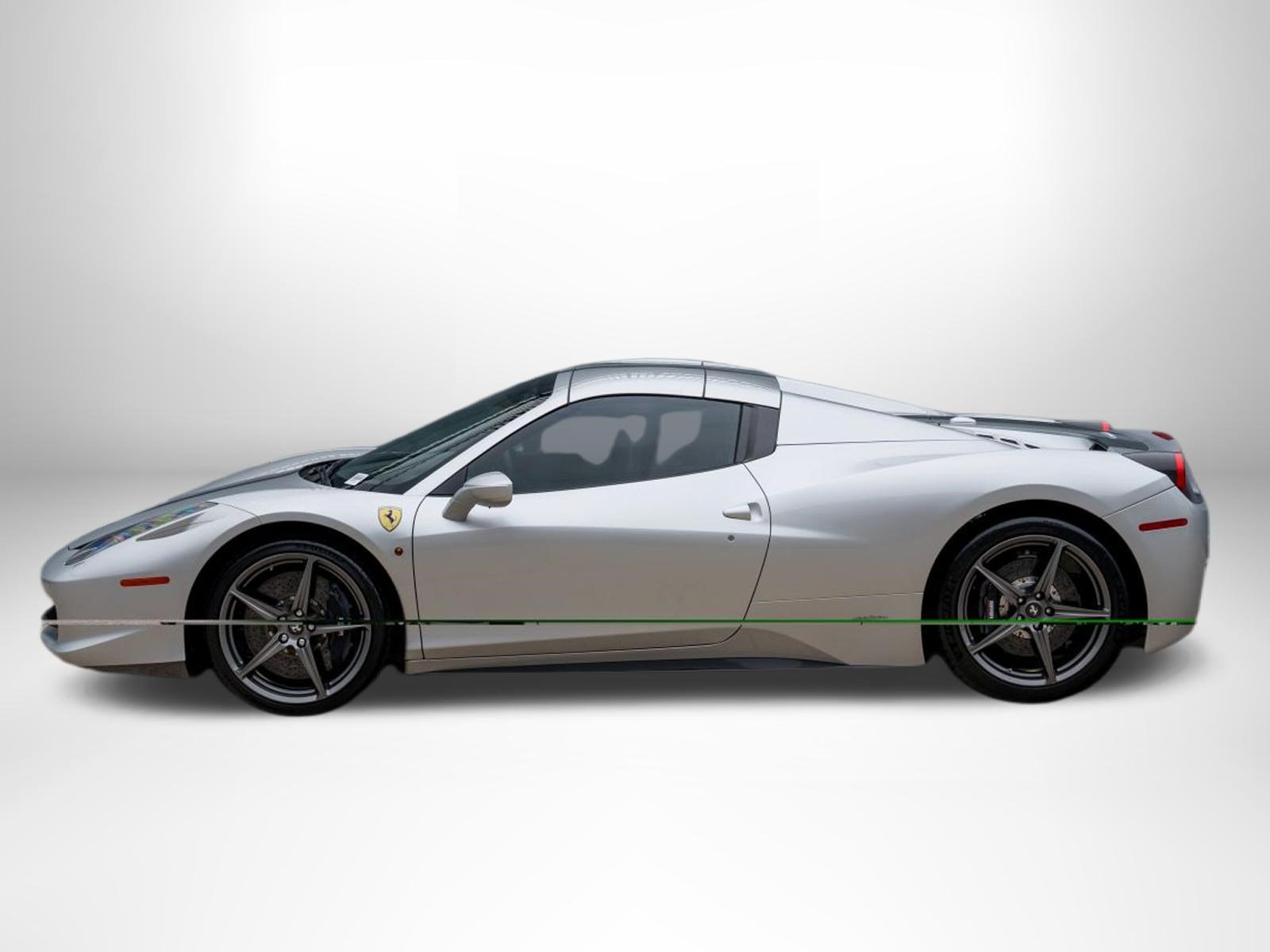 Used 2012 Ferrari 458 Spider RWD image 3