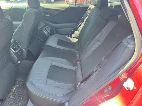 Used 2022 Subaru Outback Premium image 12